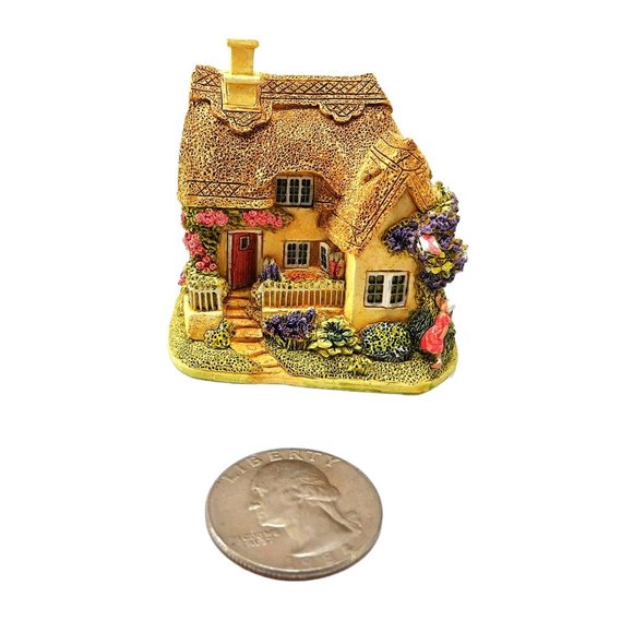 Lilliput Lane KATIE'S KITE Figurine 2000 with Box and COA Deed L2428 - Picture 3 of 8